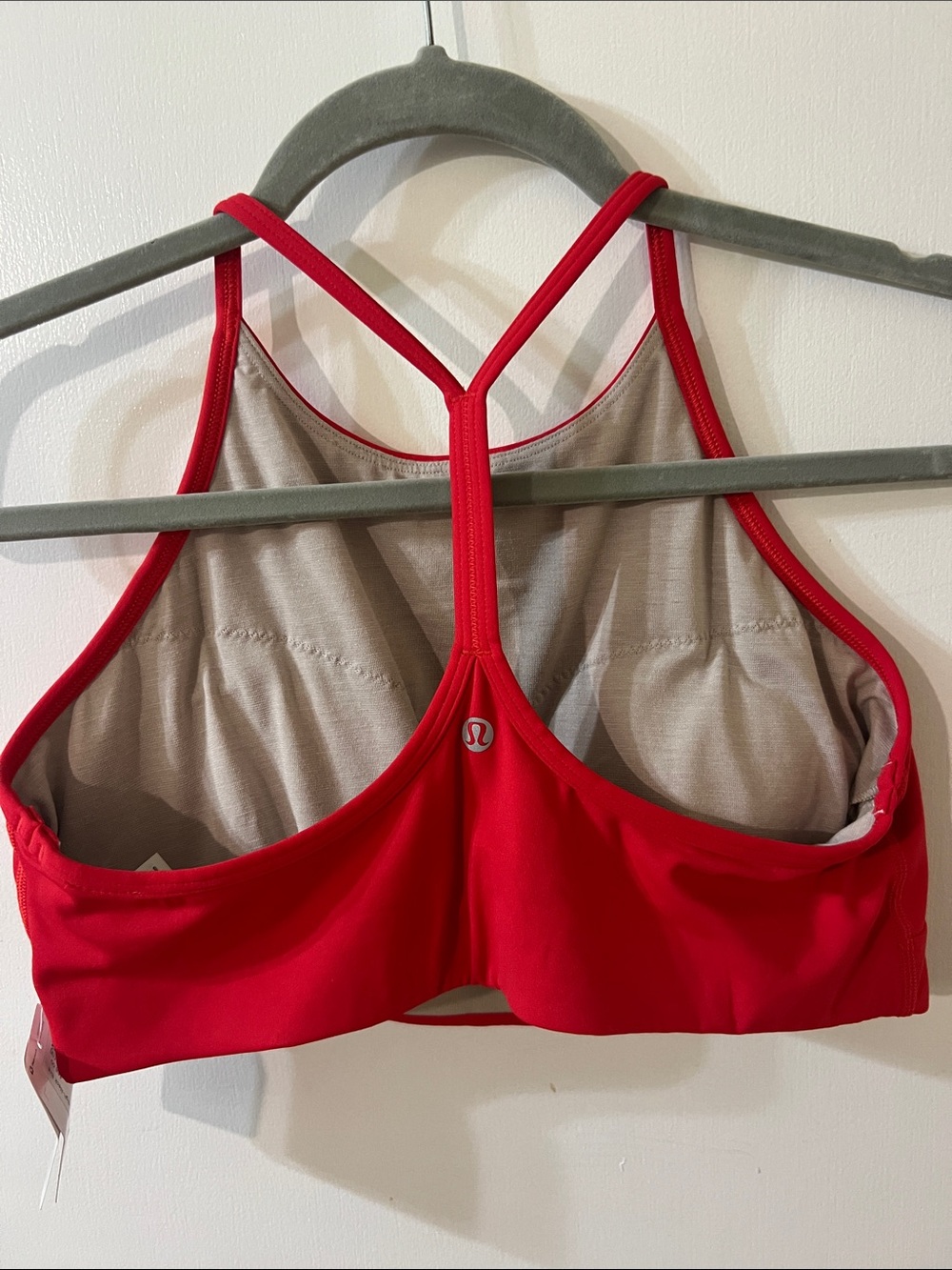 lululemon athletica Flow Y Wrap-Front High-Neck Bra, True Red B/C cup Sz 12, NWT - Picture 3 of 12